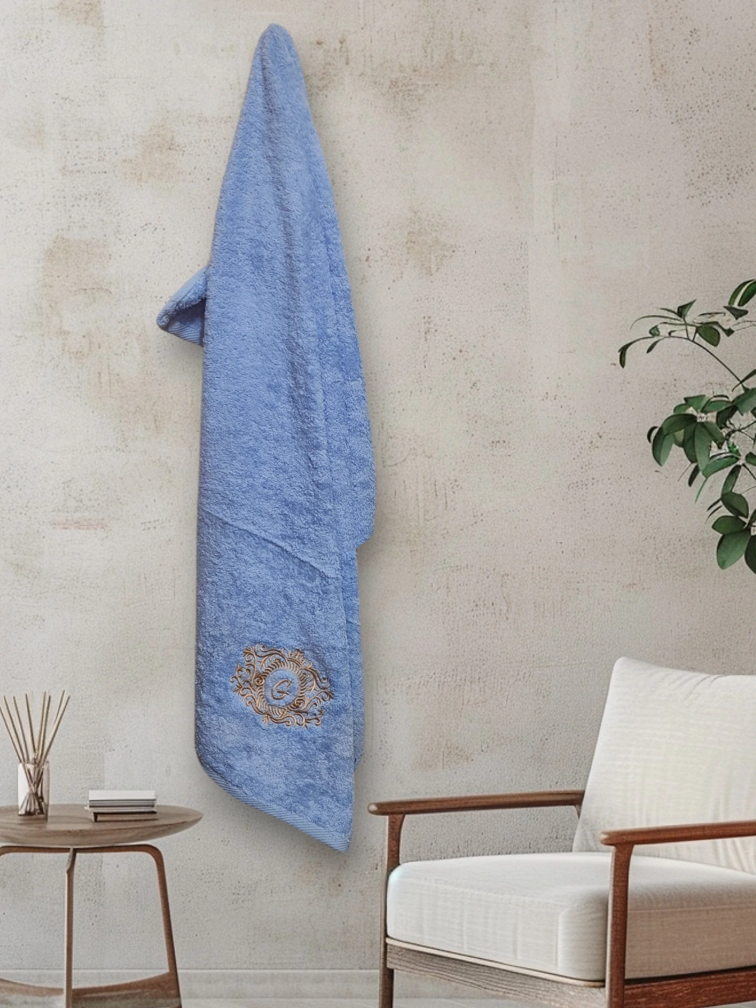 Premium Embroidered Cotton Bath Towel – Letter G